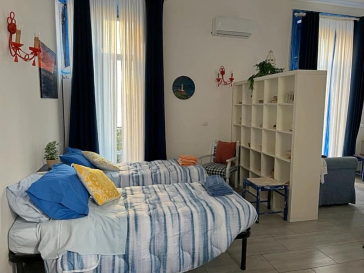 נאפולי Suites Giudecca מראה חיצוני תמונה