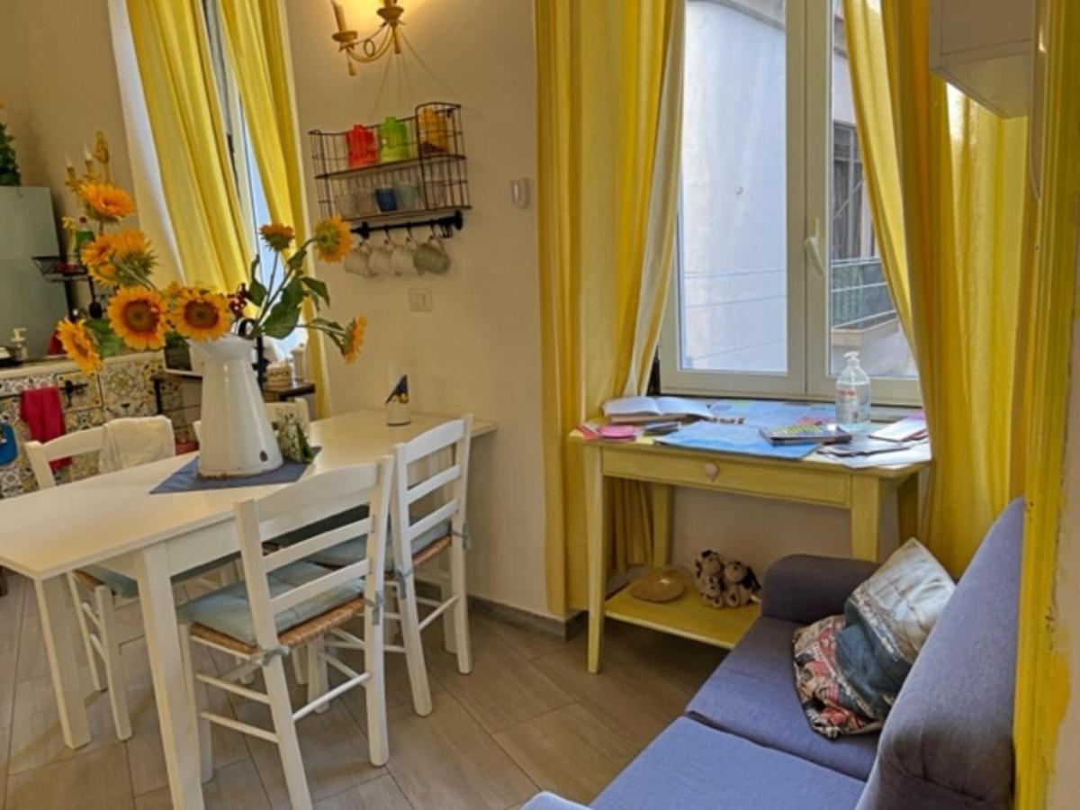 נאפולי Suites Giudecca מראה חיצוני תמונה